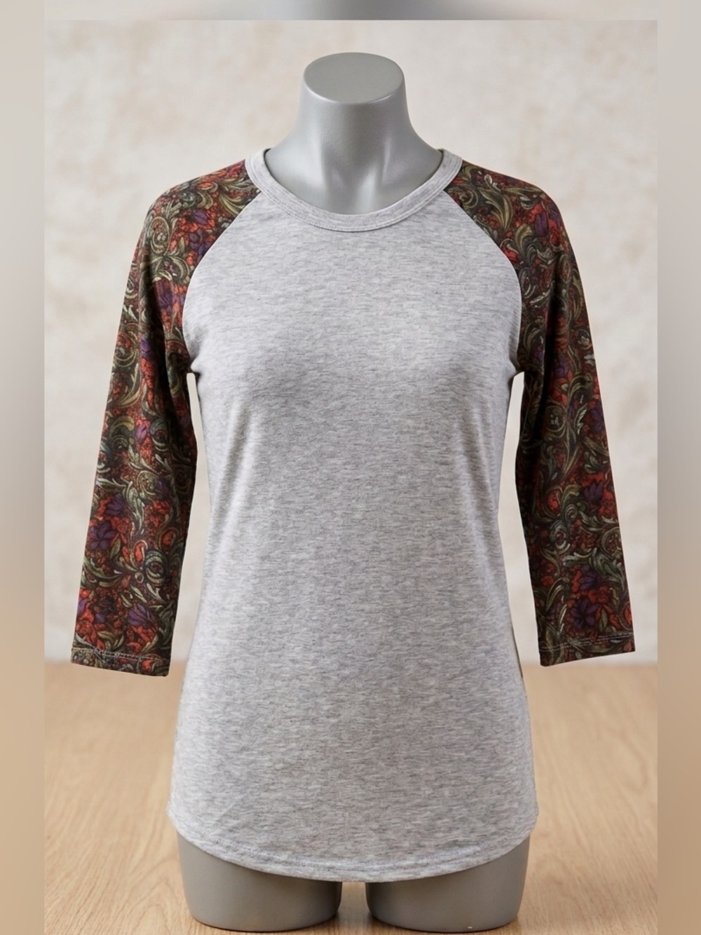 LuLaRoe Randy Baseball Tee Size Small